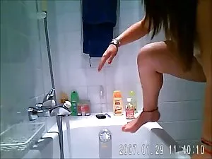 Jeune mais sauvage f ...