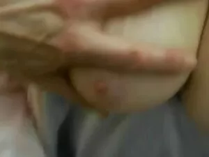 Dans le film erotiti ...