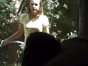Les enfants se tienn ...
